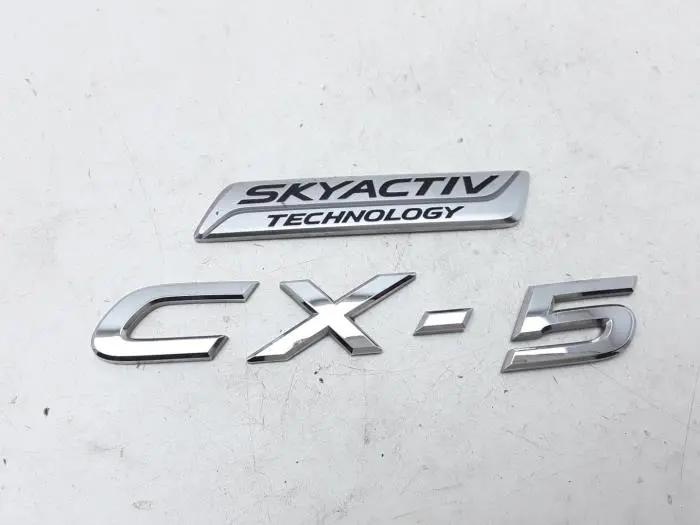 Emblemat Mazda CX-5