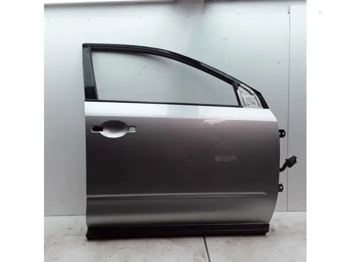 Drzwi prawe przednie wersja 4-drzwiowa Nissan Murano