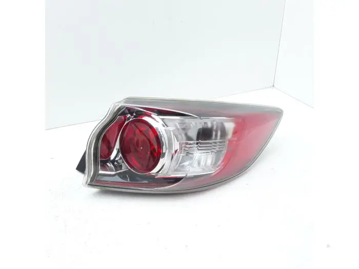 Tylne swiatlo pozycyjne prawe Mazda 3.
