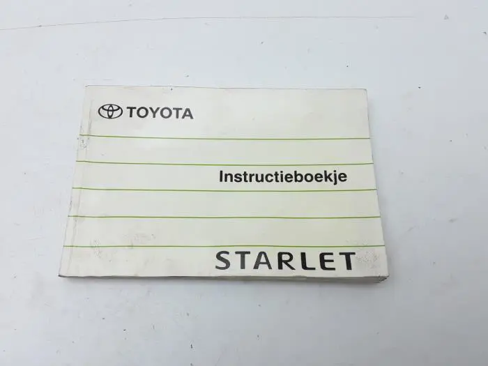 Instrukcja Toyota Starlet