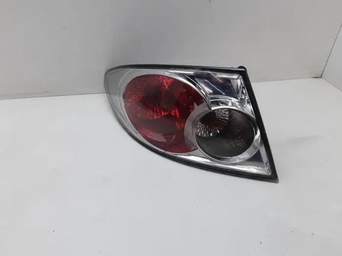 Tylne swiatlo pozycyjne lewe Mazda 6.