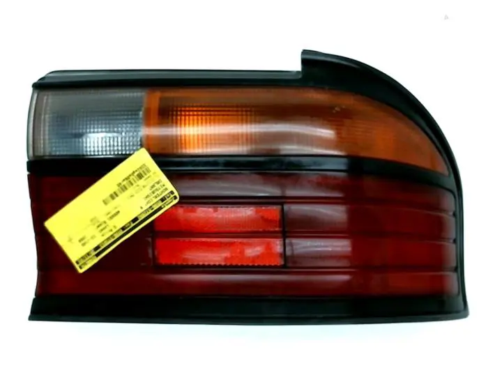 Tylne swiatlo pozycyjne prawe Mitsubishi Galant