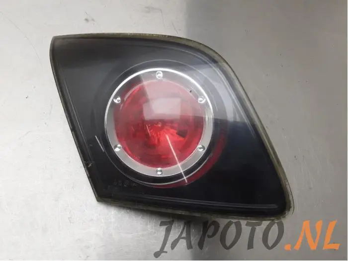 Tylne swiatlo pozycyjne lewe Mazda 3.