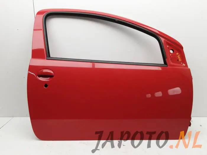 Drzwi prawe wersja 2-drzwiowa Toyota Aygo