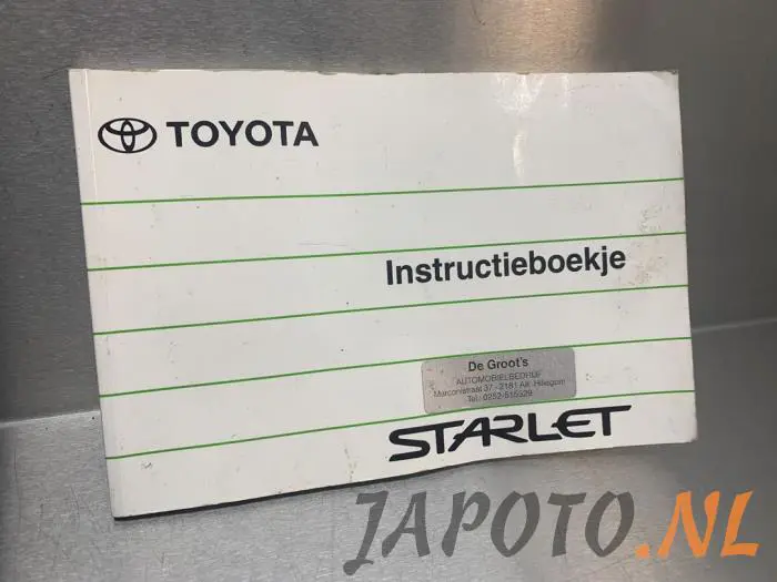 Instrukcja Toyota Starlet