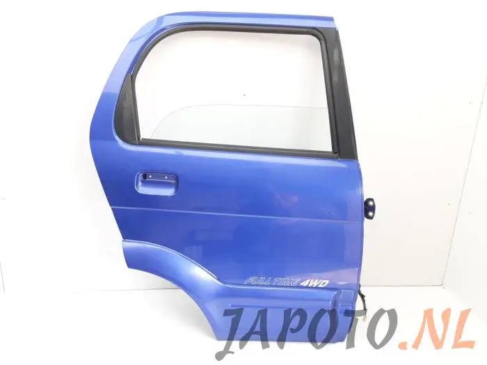 Drzwi prawe tylne wersja 4-drzwiowa Daihatsu Terios