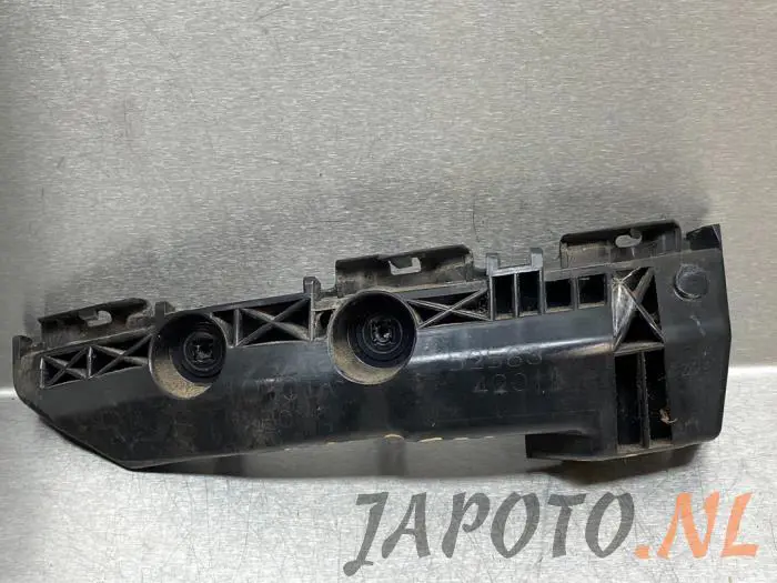 Wspornik zderzaka lewy tyl Toyota Rav-4