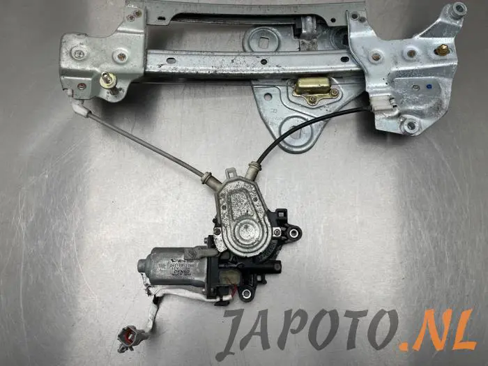 Mechanizm szyby prawej tylnej wersja 2-drzwiowa Daihatsu Copen