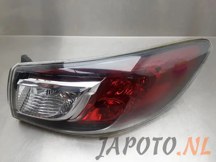 Tylne swiatlo pozycyjne prawe Mazda 3.