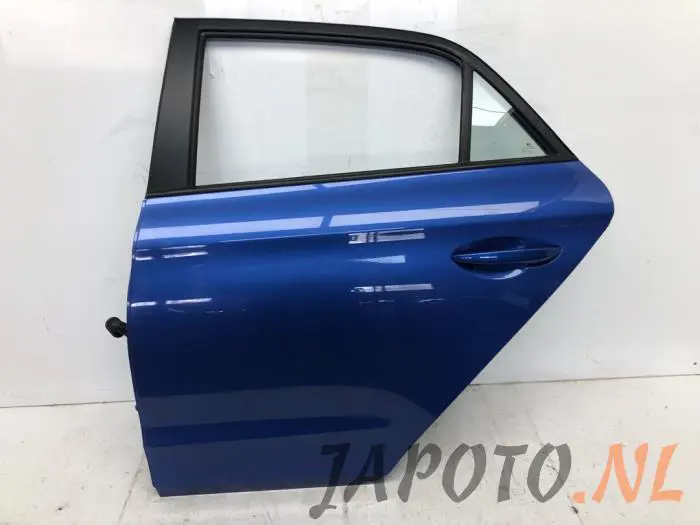 Drzwi lewe tylne wersja 4-drzwiowa Hyundai I20