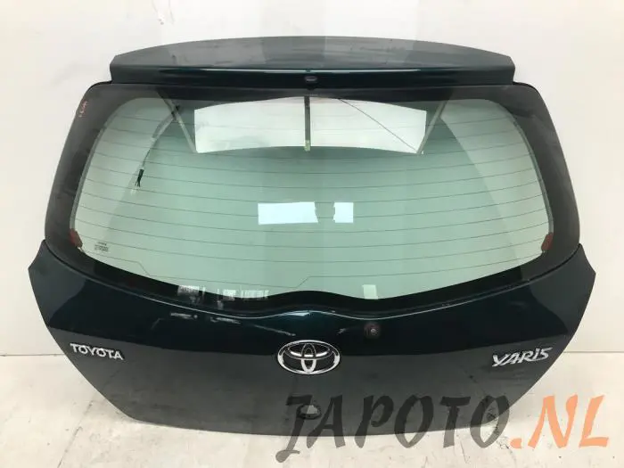 Tylna klapa Toyota Yaris