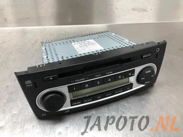 Radioodtwarzacz CD Mitsubishi Colt
