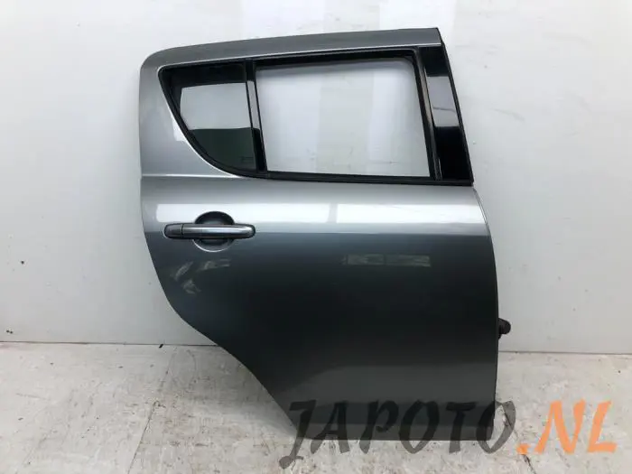 Drzwi prawe tylne wersja 4-drzwiowa Suzuki Swift
