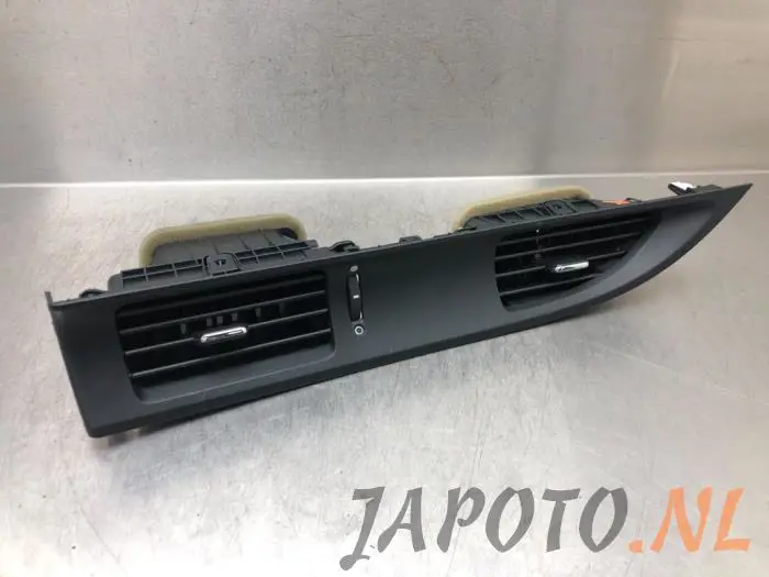 Kratka wentylacyjna deski rozdzielczej Honda CR-Z