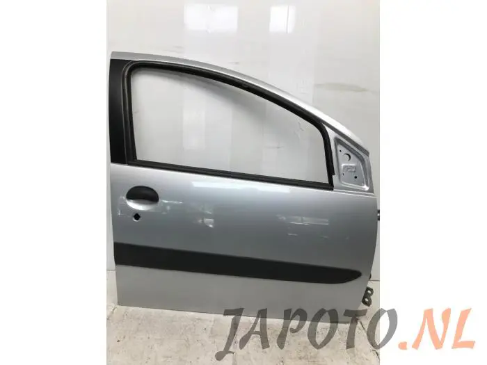 Drzwi prawe przednie wersja 4-drzwiowa Toyota Aygo