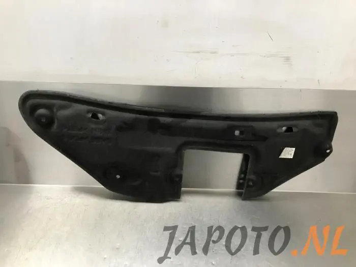 Wygluszenie pokrywy silnika Toyota Aygo
