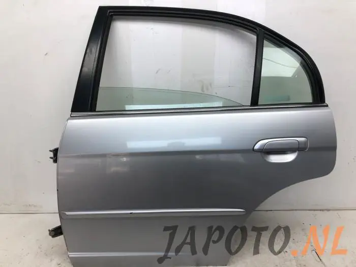 Drzwi lewe tylne wersja 4-drzwiowa Honda Civic