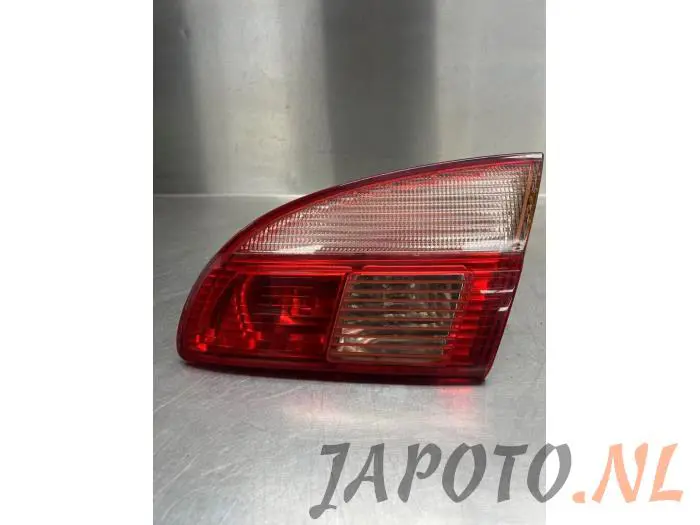 Tylne swiatlo pozycyjne prawe Toyota Avensis
