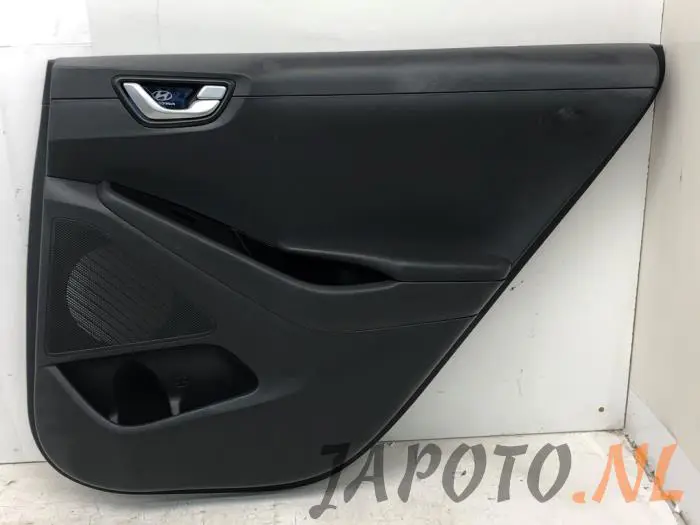 Tapicerka drzwi prawych tylnych wersja 4-drzwiowa Hyundai Ioniq