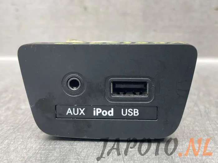 Zlacze AUX/USB Hyundai I30
