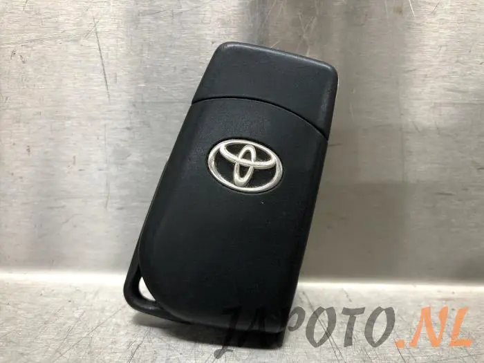 Klucz Toyota Yaris