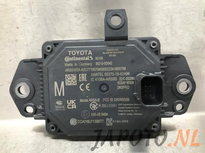 czujnik radarowy Toyota Yaris