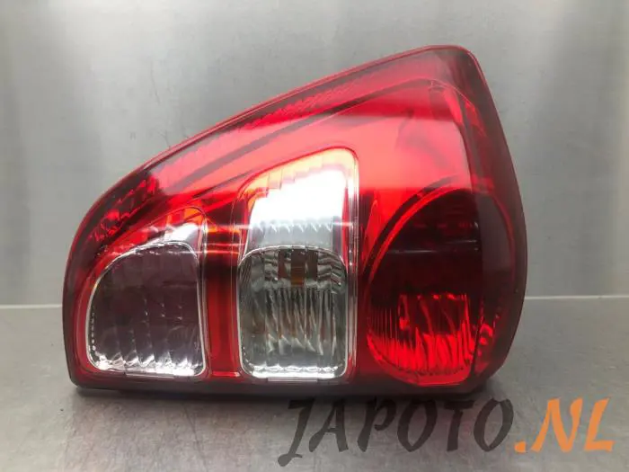 Tylne swiatlo pozycyjne lewe Daihatsu Terios