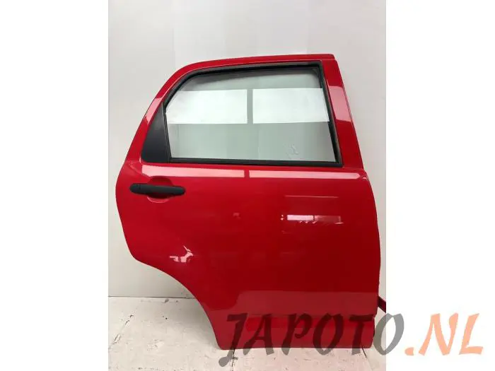 Drzwi prawe tylne wersja 4-drzwiowa Daihatsu Terios