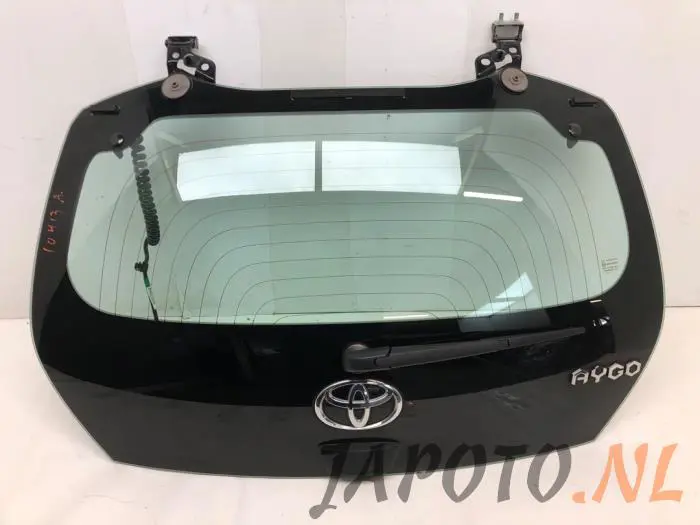 Tylna klapa Toyota Aygo