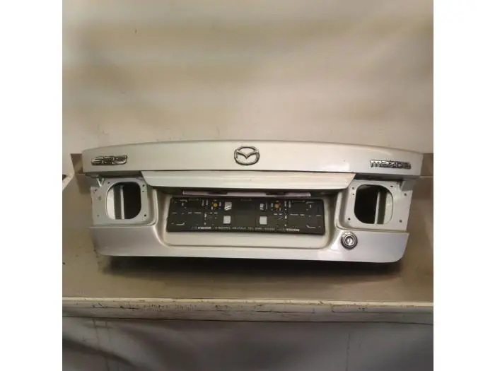 Pokrywa bagaznika Mazda 626