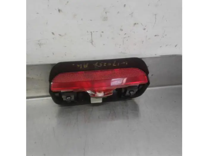 Dodatkowe swiatlo stopu srodek Daihatsu Sirion
